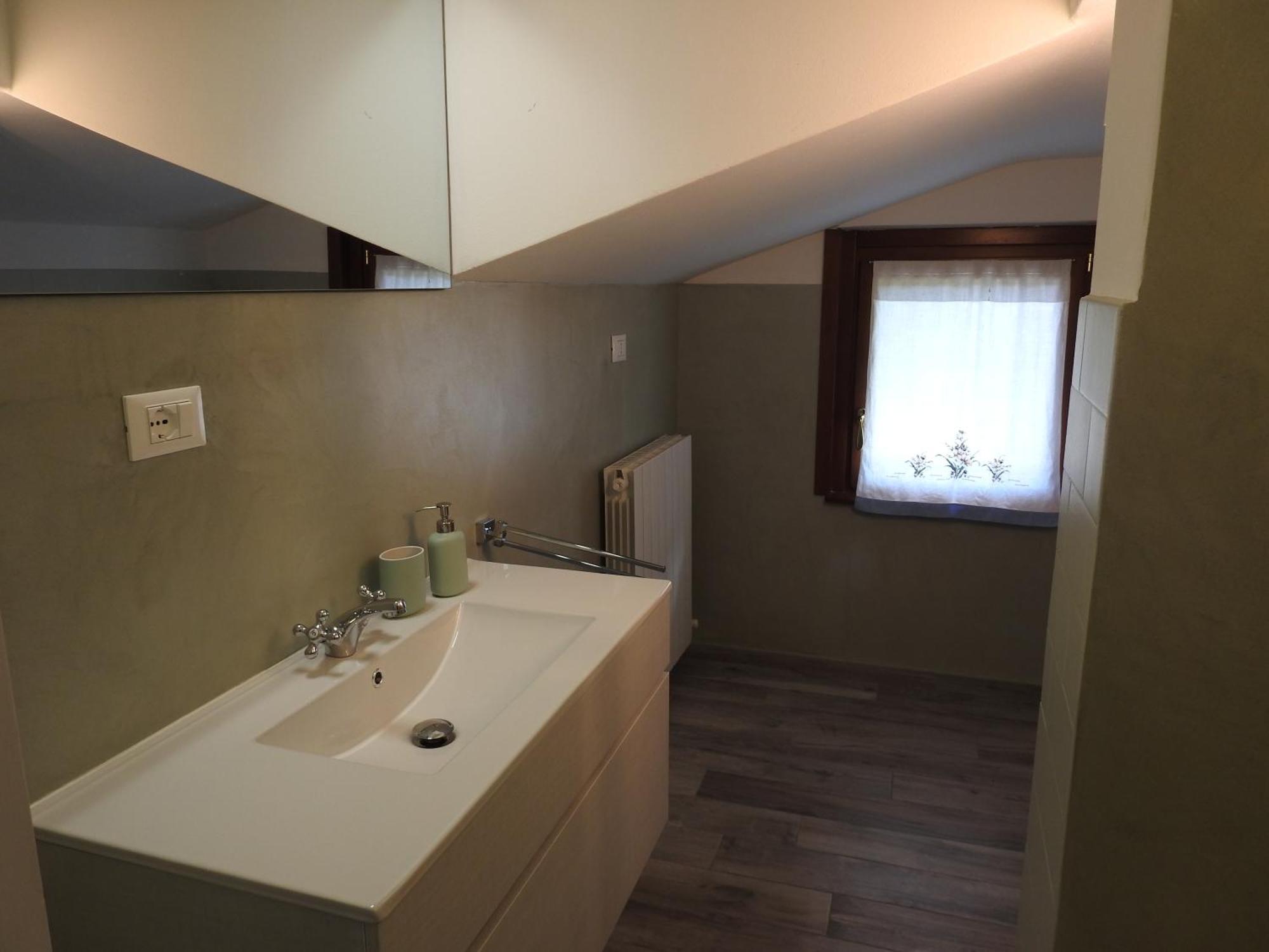 Bed and Breakfast La Casa Di Clara Esine Экстерьер фото
