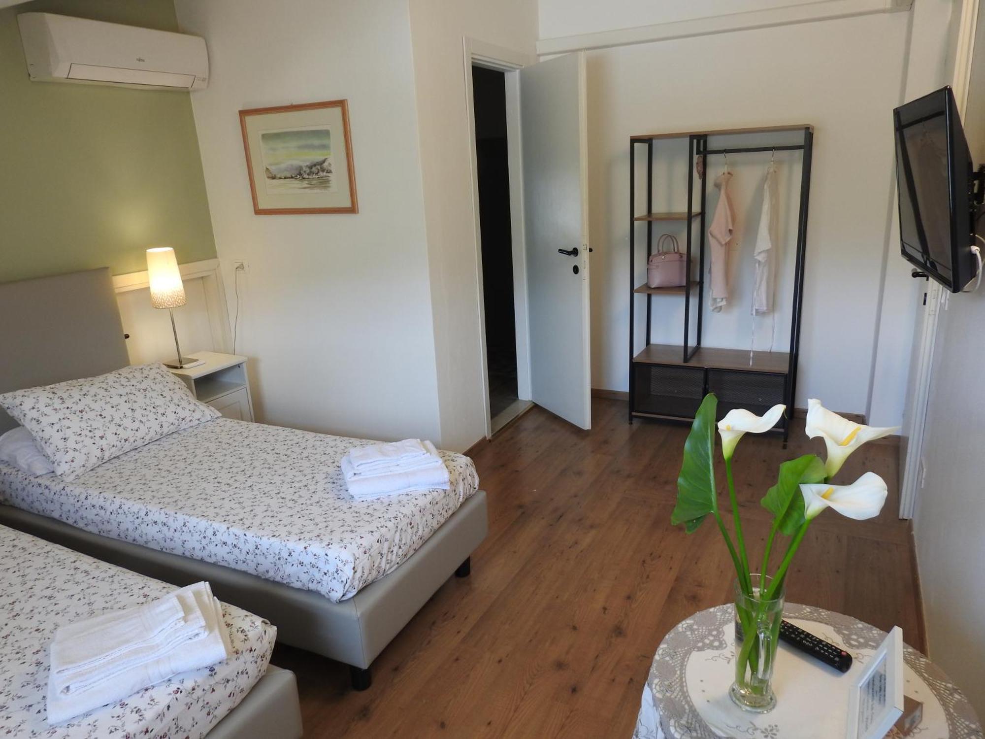 Bed and Breakfast La Casa Di Clara Esine Экстерьер фото