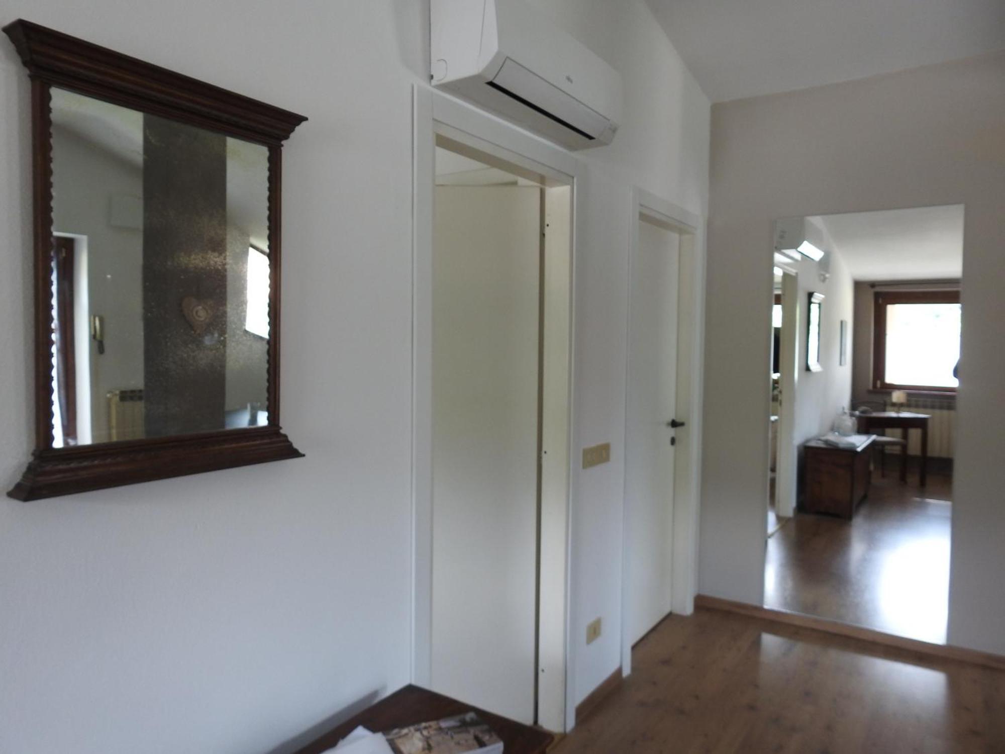 Bed and Breakfast La Casa Di Clara Esine Экстерьер фото